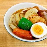 具が大きい！豚とグリル野菜のスープカレー